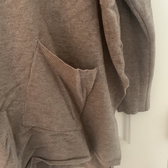 SZ M/L Altar’d State Crewneck Sweater - Picture 3 of 3